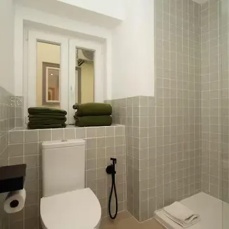 Апартаменти Pool-lisbon City Centre-garden-wifi-1d